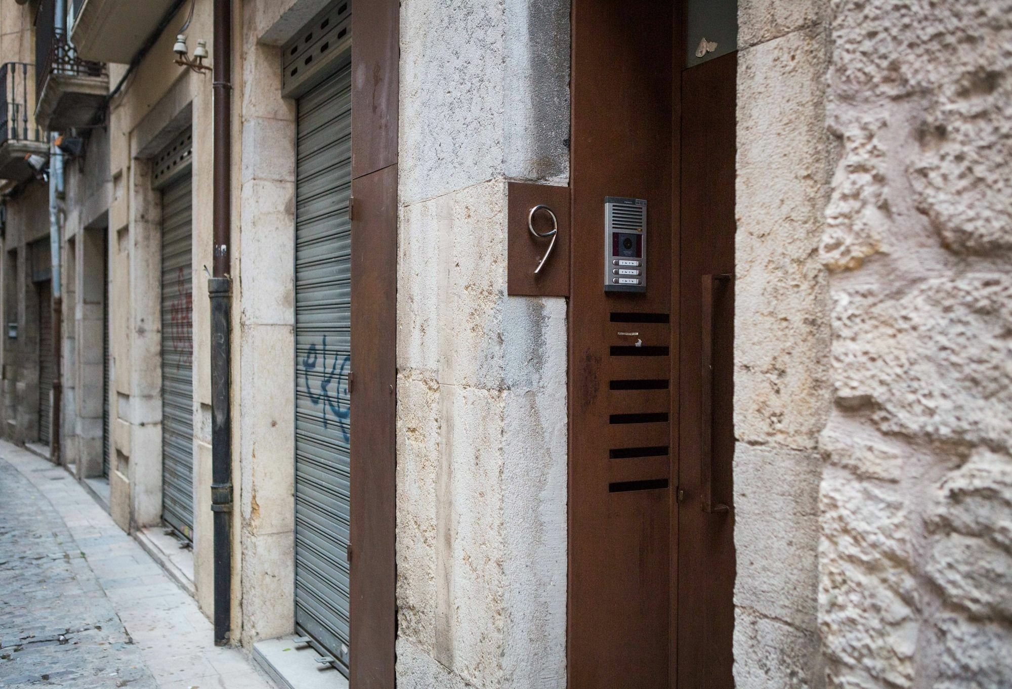 Girona Housing Ginesta 9 Apartment Luaran gambar